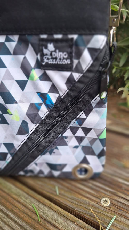 Venčící kabelka Grey Triangles — foto 2
