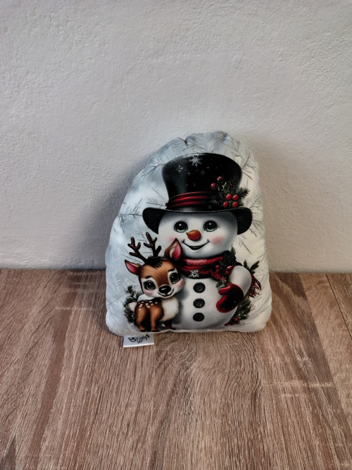 Sněhuláčci - 3D polštářek — foto 2