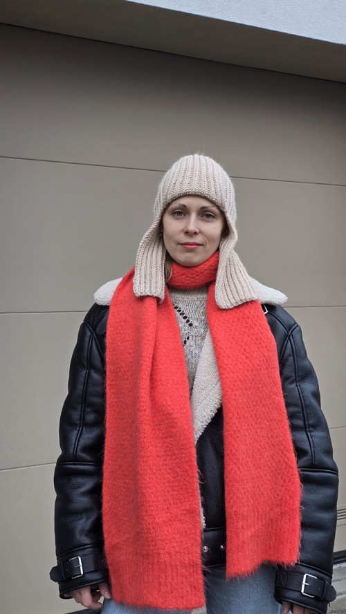 Pletená čepička s oušky. — foto 3