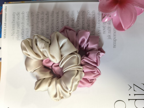 Pastelové scrunchies gumičky — foto 4