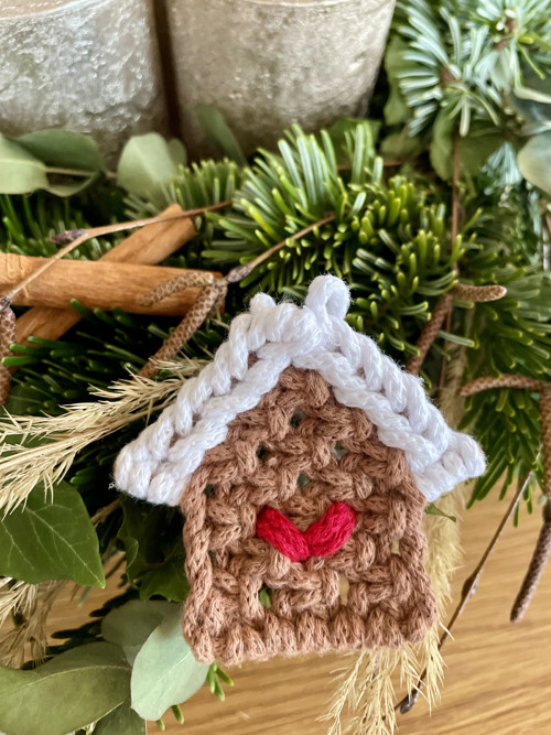 Macrame perníčková chaloupka — foto 5