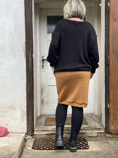 Černý svetřík — foto 3