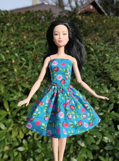 Letní šaty - Barbie — foto 4