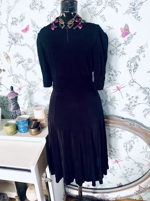 Šaty little black dress — foto 4