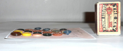 24x různé KNOFLÍKY — foto 3