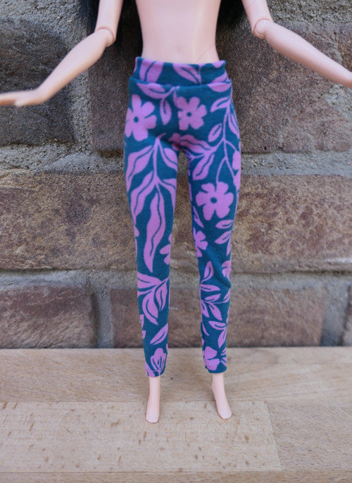Legíny pro Barbie — foto 2