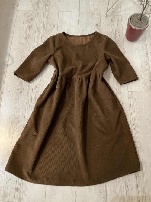 Menčester šaty CAMILLE — foto 3