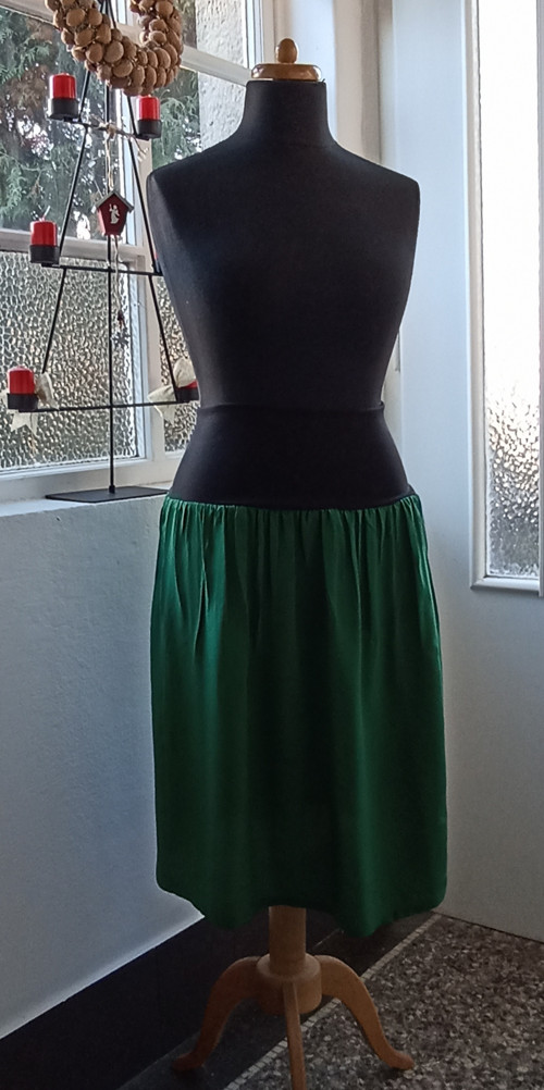 Zelená sukně — foto 2