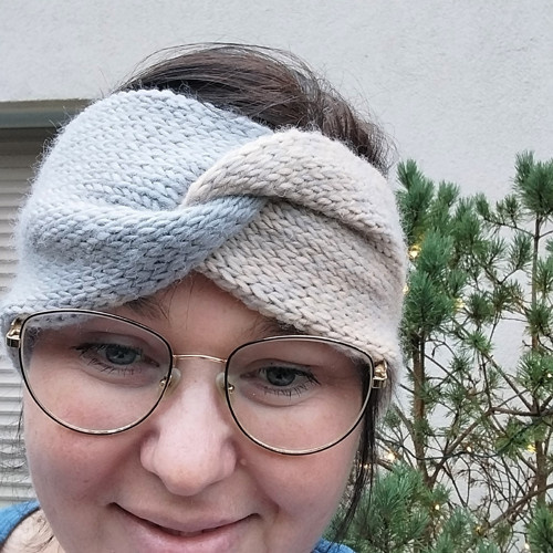 Pletená čelenka ombré — foto 2