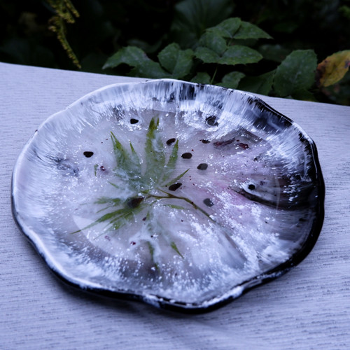 Černobílý konopný talíř — foto 3