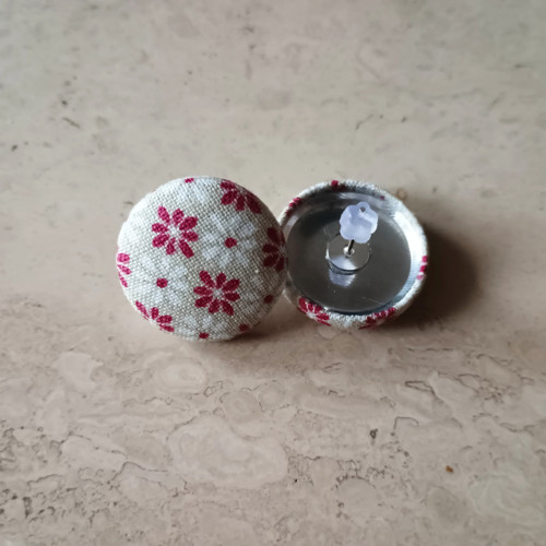 Vínové květiny – buttonkové náušnice — foto 2
