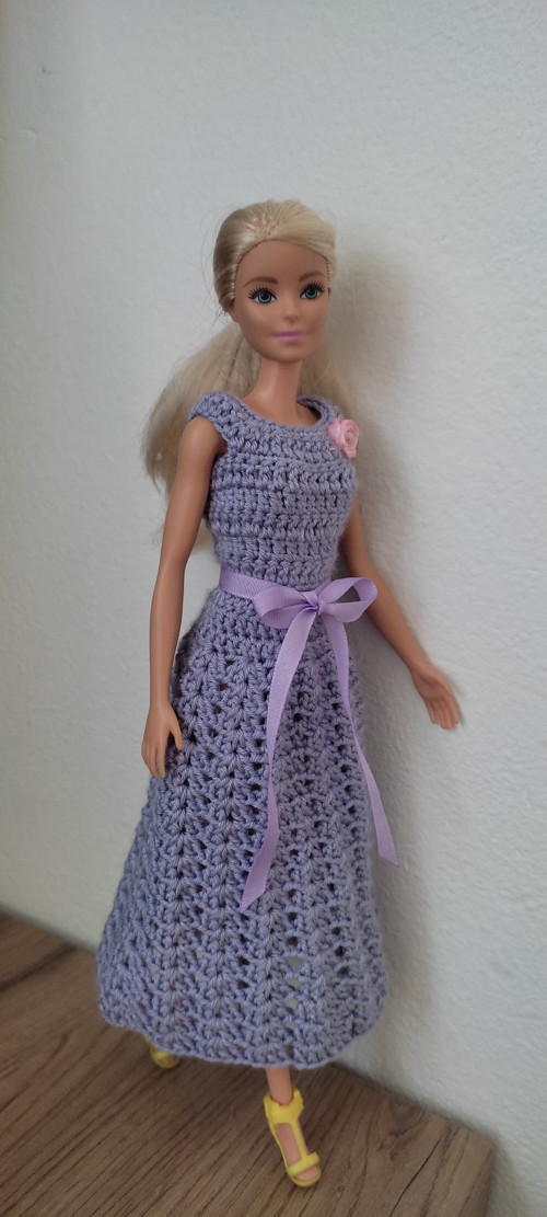 Dlouhé šaty pro Barbie — foto 3