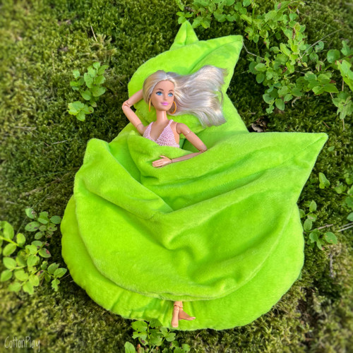 Postýlka pro vílu Barbie — foto 6