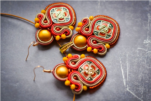 Soutache sada náušnice a náhrdelník — foto 3