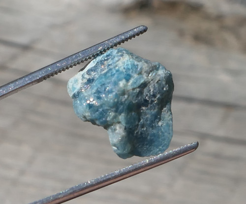 Surový apatit V1588 — foto 2