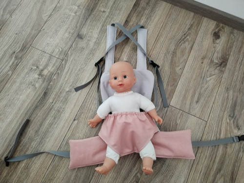Nosítko pro nejoblíbenější panenku — foto 2