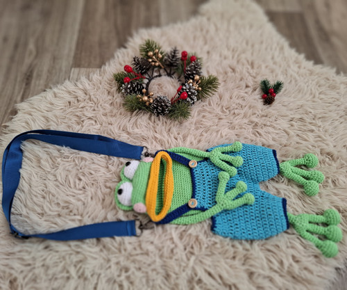Háčkovaná kabelka žabáček Davídek — foto 2
