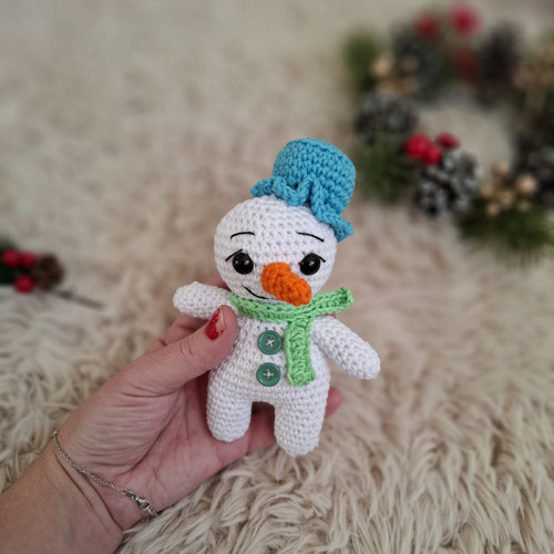 Návod na háčkovaného sněhuláčka — foto 6