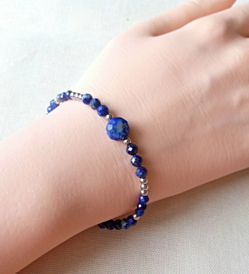 Náramek lapis lazuli — foto 3