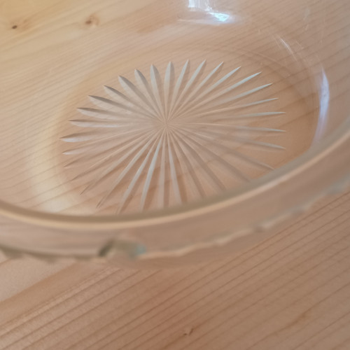 Krásná skleněná miska — foto 3