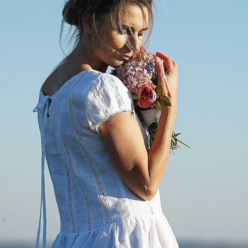 Šaty Jane Eyre v bílé — foto 2