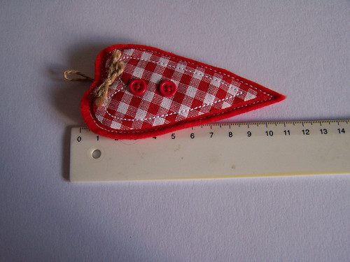 Červená srdíčka z plsti - 11cm — foto 2