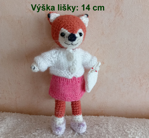 Háčkovaná liška Silva se sadou oblečků — foto 4