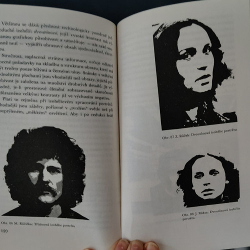 Kniha — foto 3