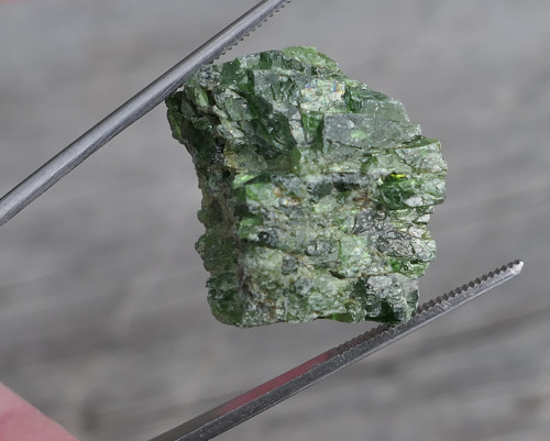 Surový chromdiopsid V2004 — foto 3