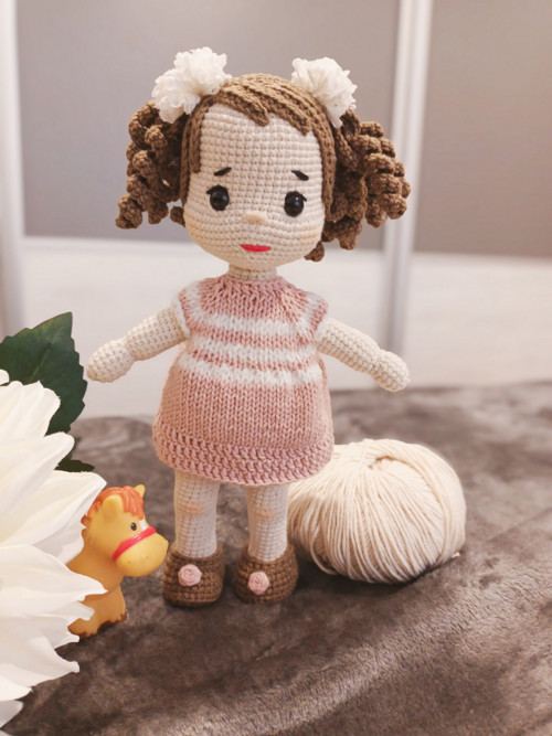 Háčkovaná panenka Lili — foto 4