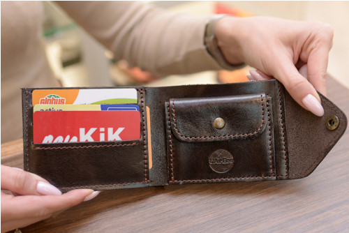 Peněženka "COMPACT". Kůže "ALKOR". Tm.hnědá — foto 2
