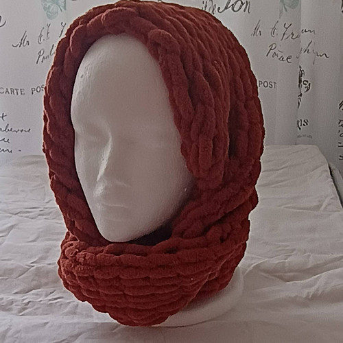 Puffy nákrčník hnědý — foto 3