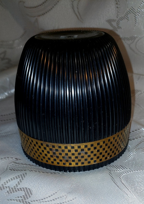 Retro plastový obal na květináč — foto 4