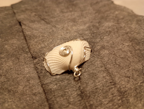 Mušle v drátu/wire wrapping — foto 3
