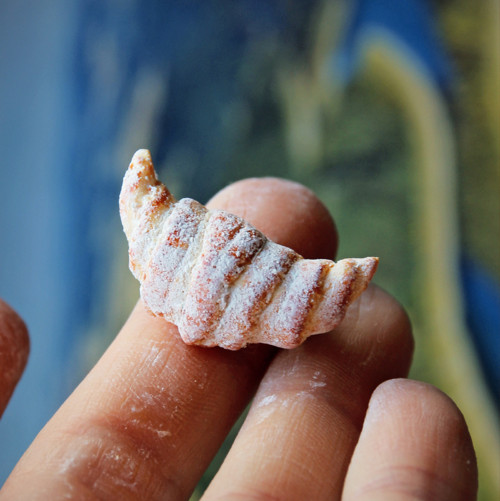 Croissant (brož) — foto 2