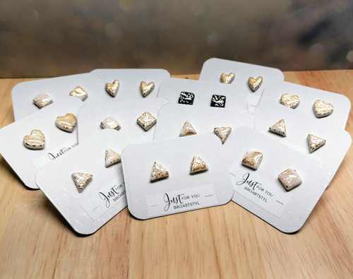 Minimalistické puzety bílé mix — foto 2