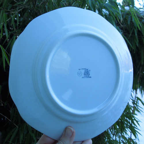 Porcelánový značený talíř — foto 4