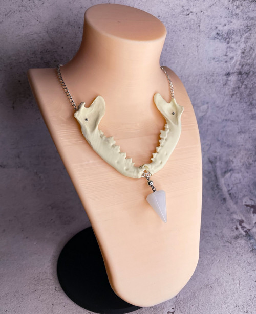 Náhrdelník Jaws — foto 3