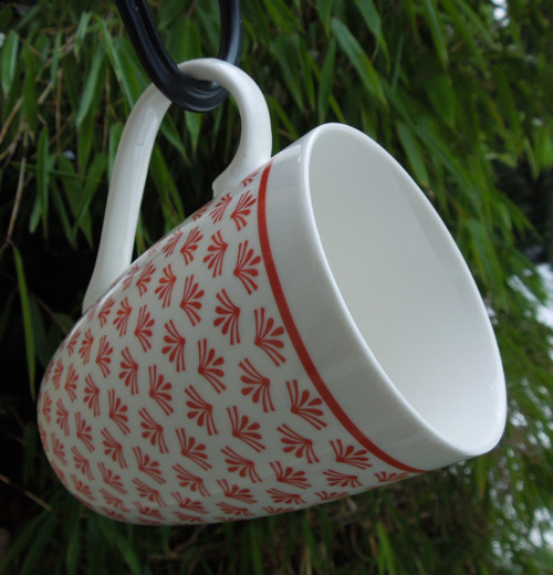 Retro porcelánový hrnek — foto 3