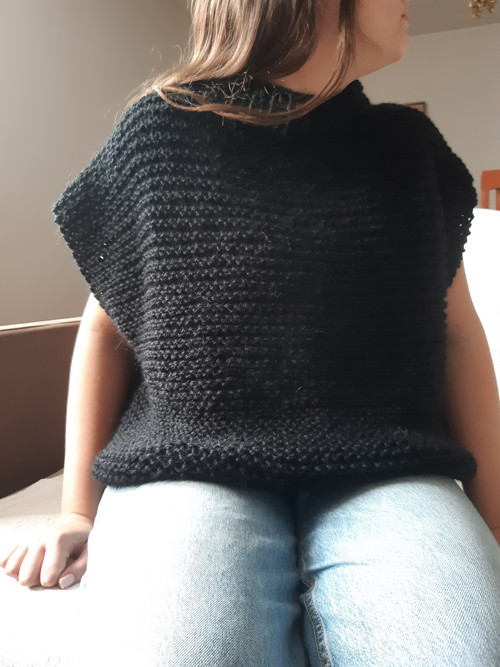 Vesta vroubkovaná černá SLEVA — foto 2