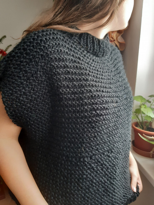 Vesta vroubkovaná černá SLEVA — foto 5