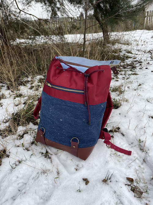 Upcyklovaný batoh BASIC Billy Džín — foto 2