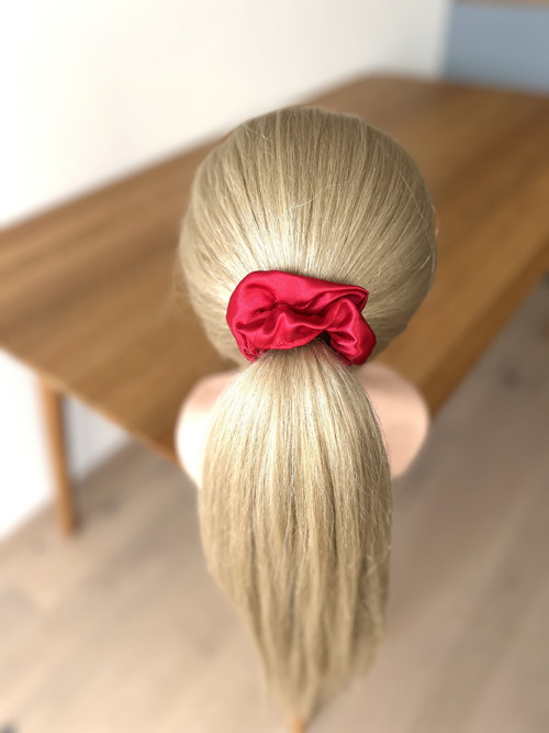 Gumička do vlasů červená — foto 2