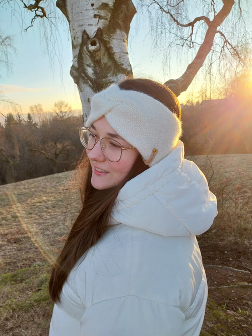 Pletená čelenka křížená — foto 5