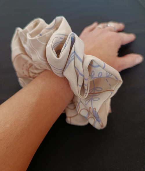 Gumička do vlasů scrunchies — foto 2