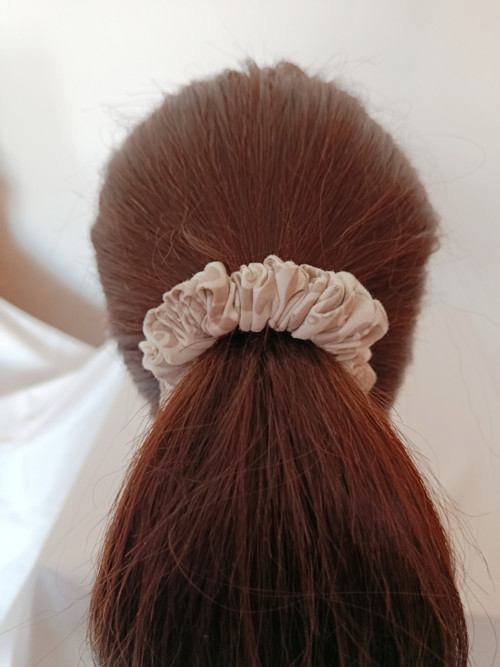 Gumička do vlasů scrunchies — foto 2