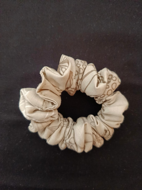 Gumička do vlasů scrunchies — foto 2