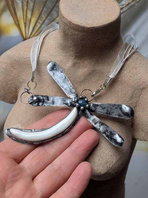 Cínovaný náhrdelník, Dragonfly — foto 3