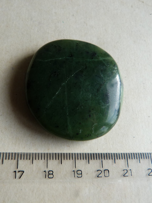 Nefrit kanadský - 4 cm — foto 5