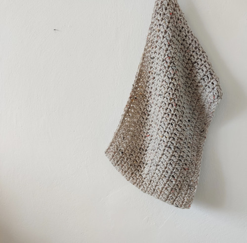 Háčkovaný nákrčník "tweed" — foto 2